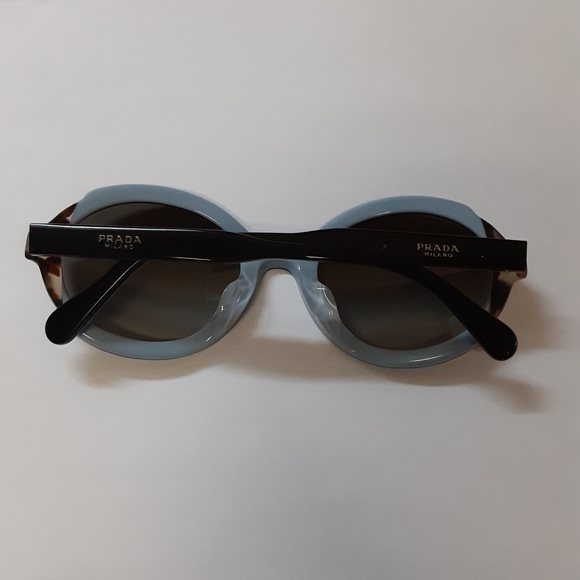Prada sunglasses 56mm - Picture 3 of 4